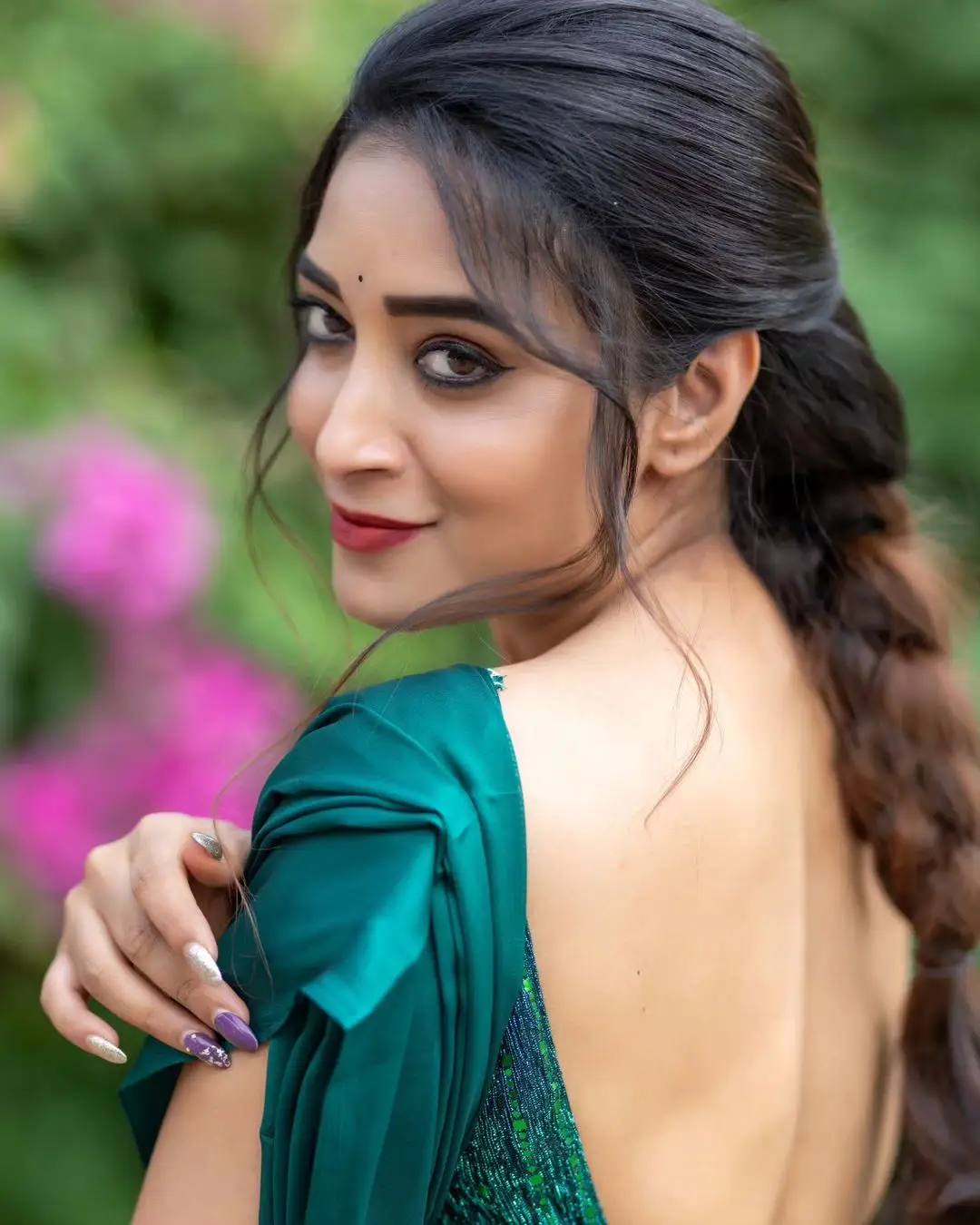 ETV Actress Bhanu Sri in Beautiful Green Saree Sleeveless Blouse